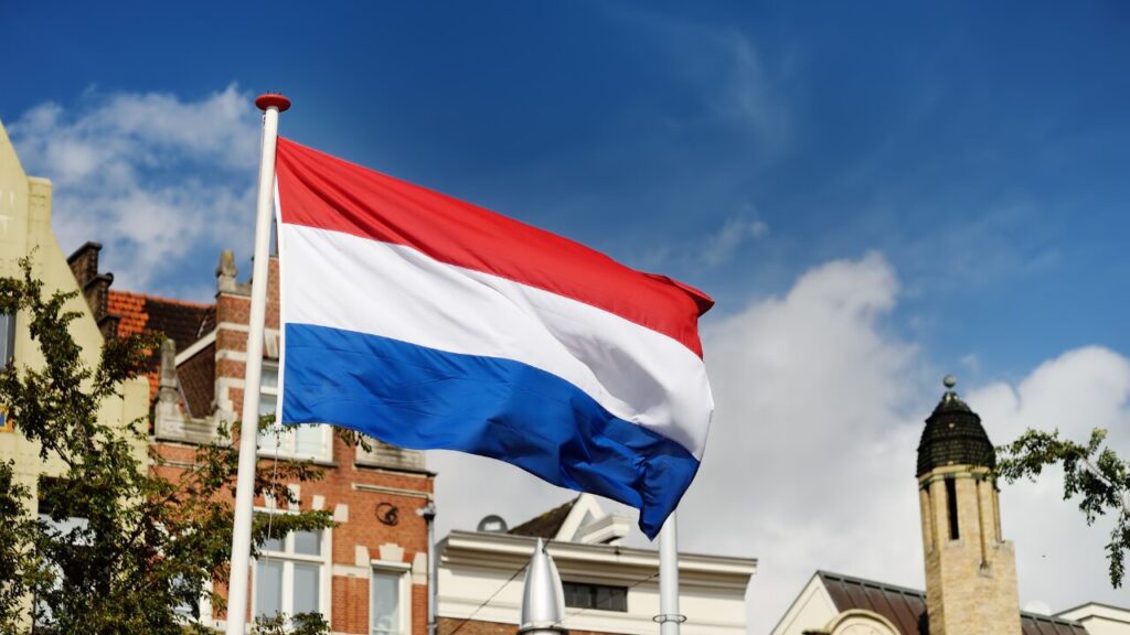 Exported one pet dog (Italian greyhound) to the Netherlands.